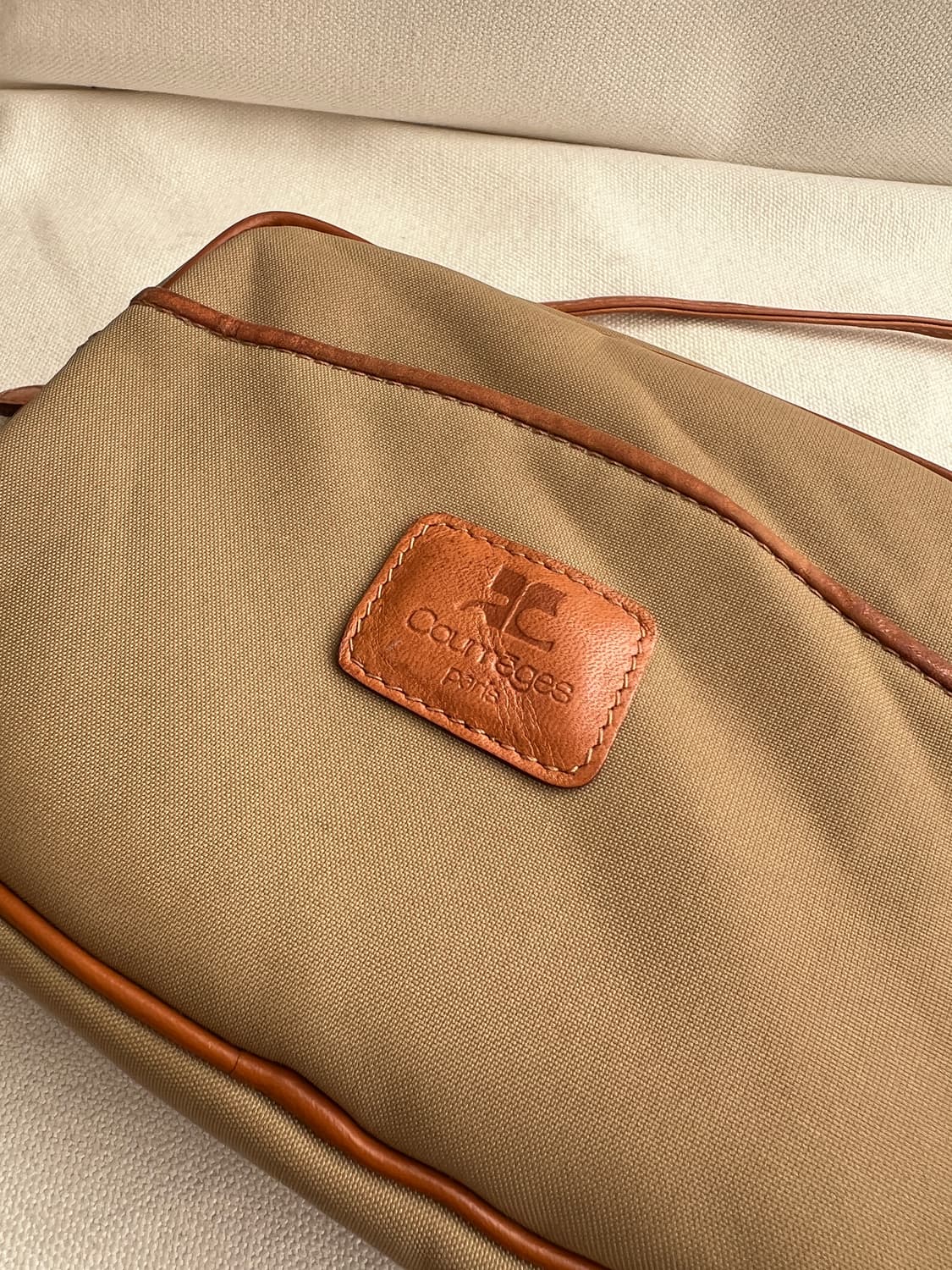 꾸레쥬 Courreges 크로스백 상품이미지3