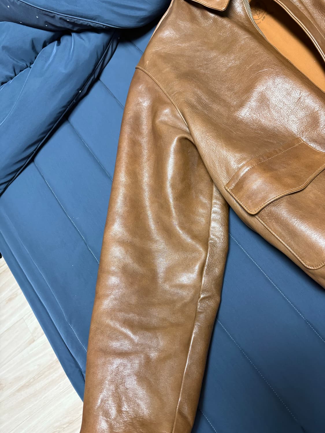 (최종가격) 아카펠라클로딩 a2 신키 홀스하이드 44 상품이미지3