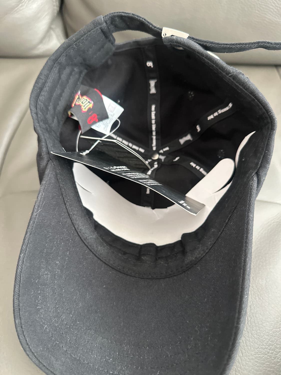 지드래곤 에잇세컨 볼캡 상품이미지2