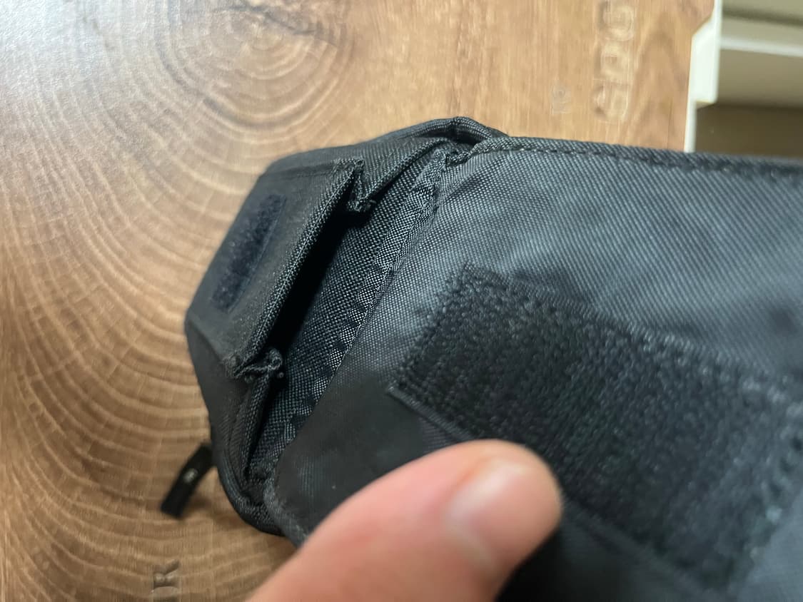 칼하트wip 미니 파우치  상품이미지3