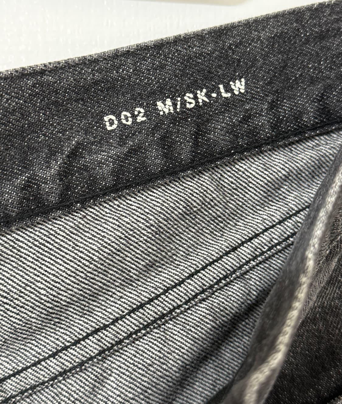 {32} 18ss 생로랑 디스 데님팬츠 (노수선) 상품이미지4