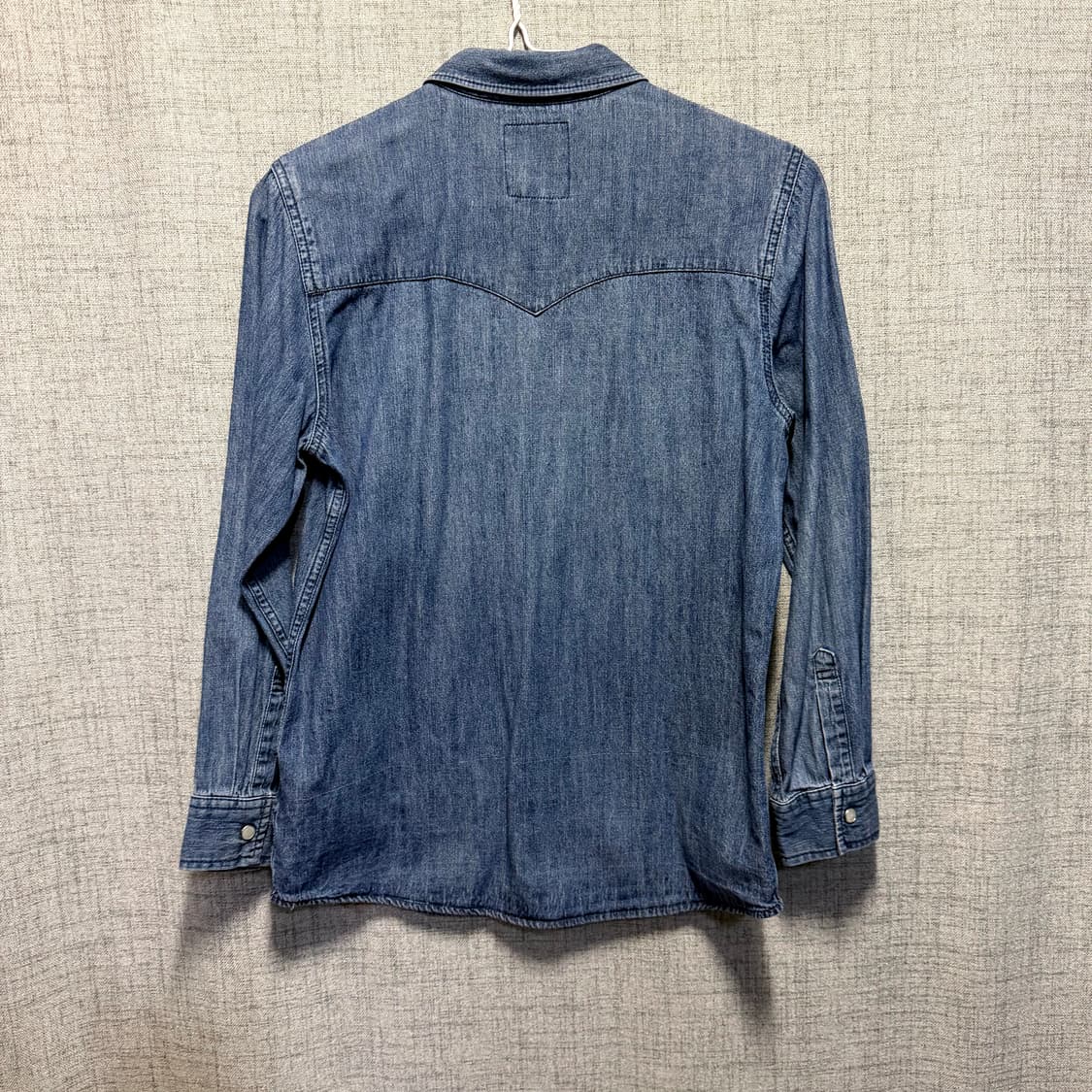 리바이스 여성 데님 포켓 카라 긴팔 셔츠  상품이미지2