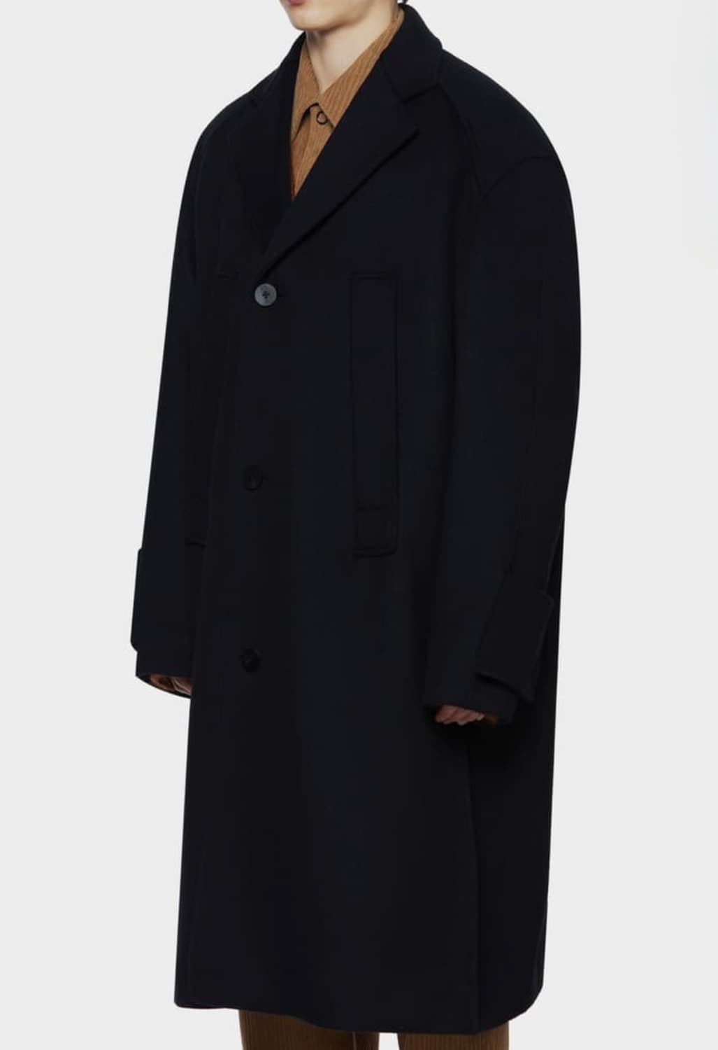 우영미 커프스 디테일 178 코트 블랙 50 (택,옷걸이⭕️) 상품이미지5