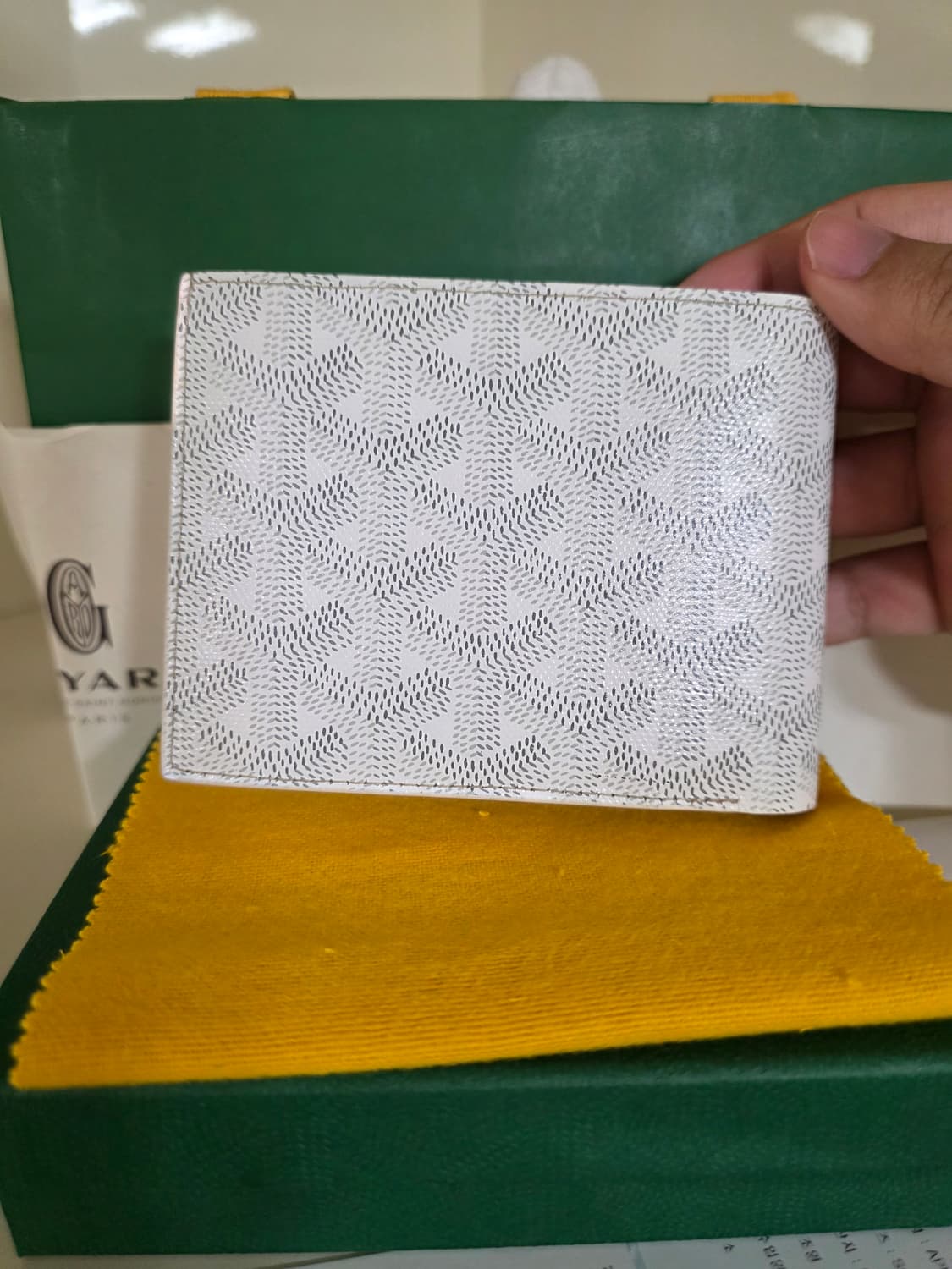 [새상품급,풀구성]고야드 빅투와르 반지갑 화이트 상품이미지3