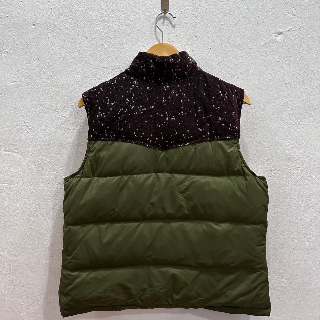 올드네이비 프로스트프리 푸퍼 다운 패딩 조끼M-L 상품이미지8