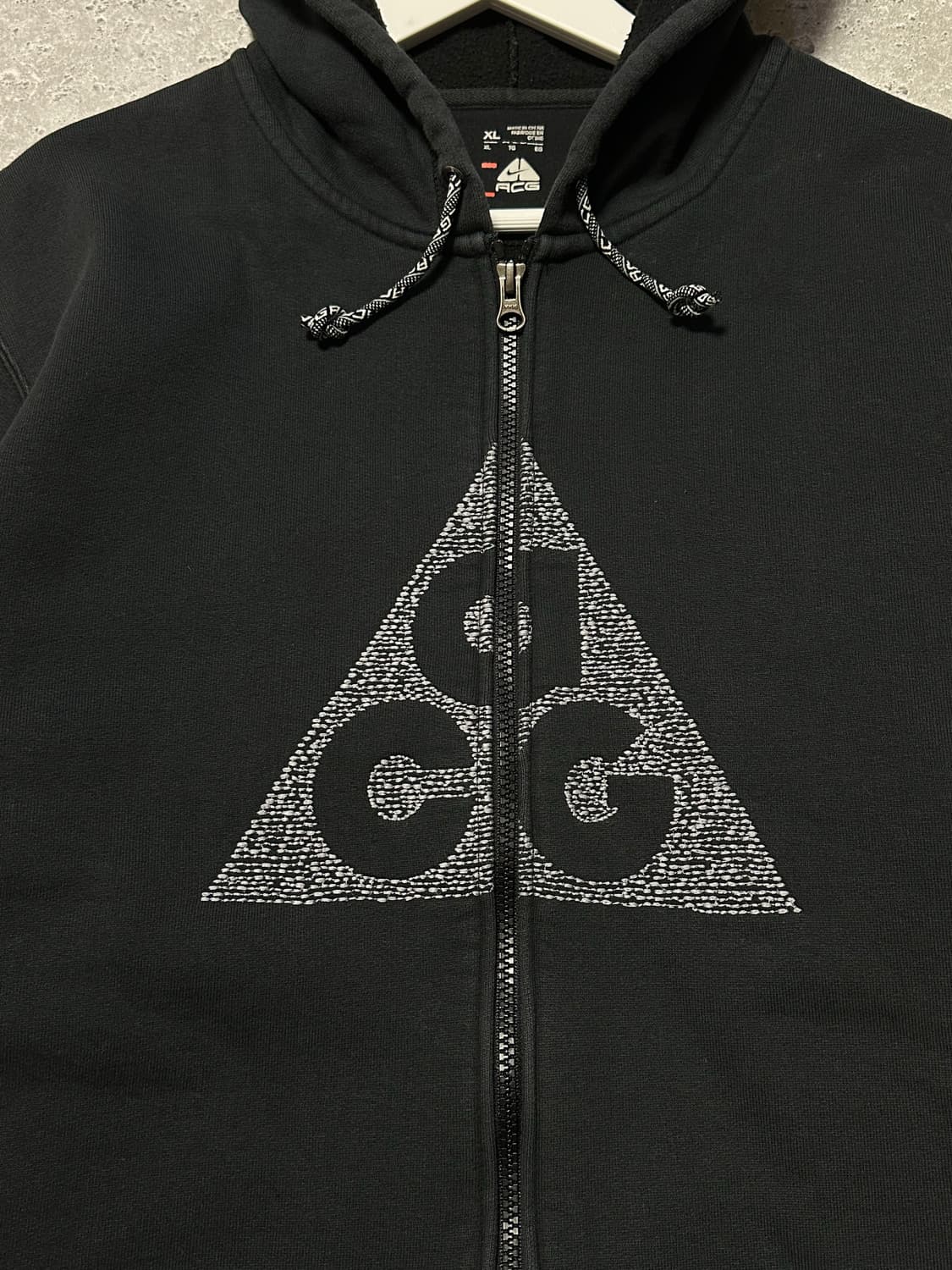 나이키 ACG 엠브로이드 블랙 후드집업 상품이미지3