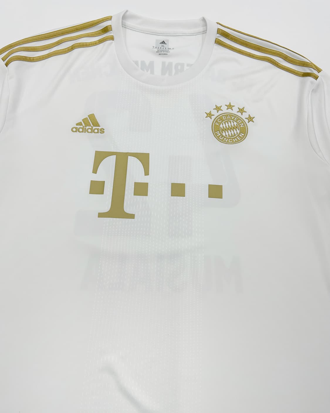 아디다스 22-23 바이에르 뮌헨 어웨이 리그킷 자말 무시알라 상품이미지3