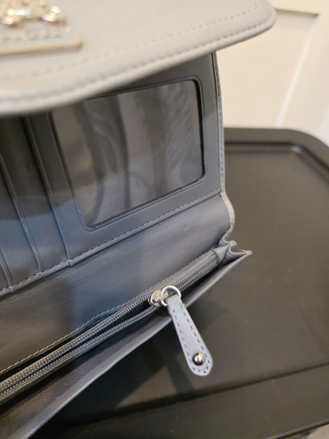 코치 메디슨 옵 아트 지갑 상품이미지6