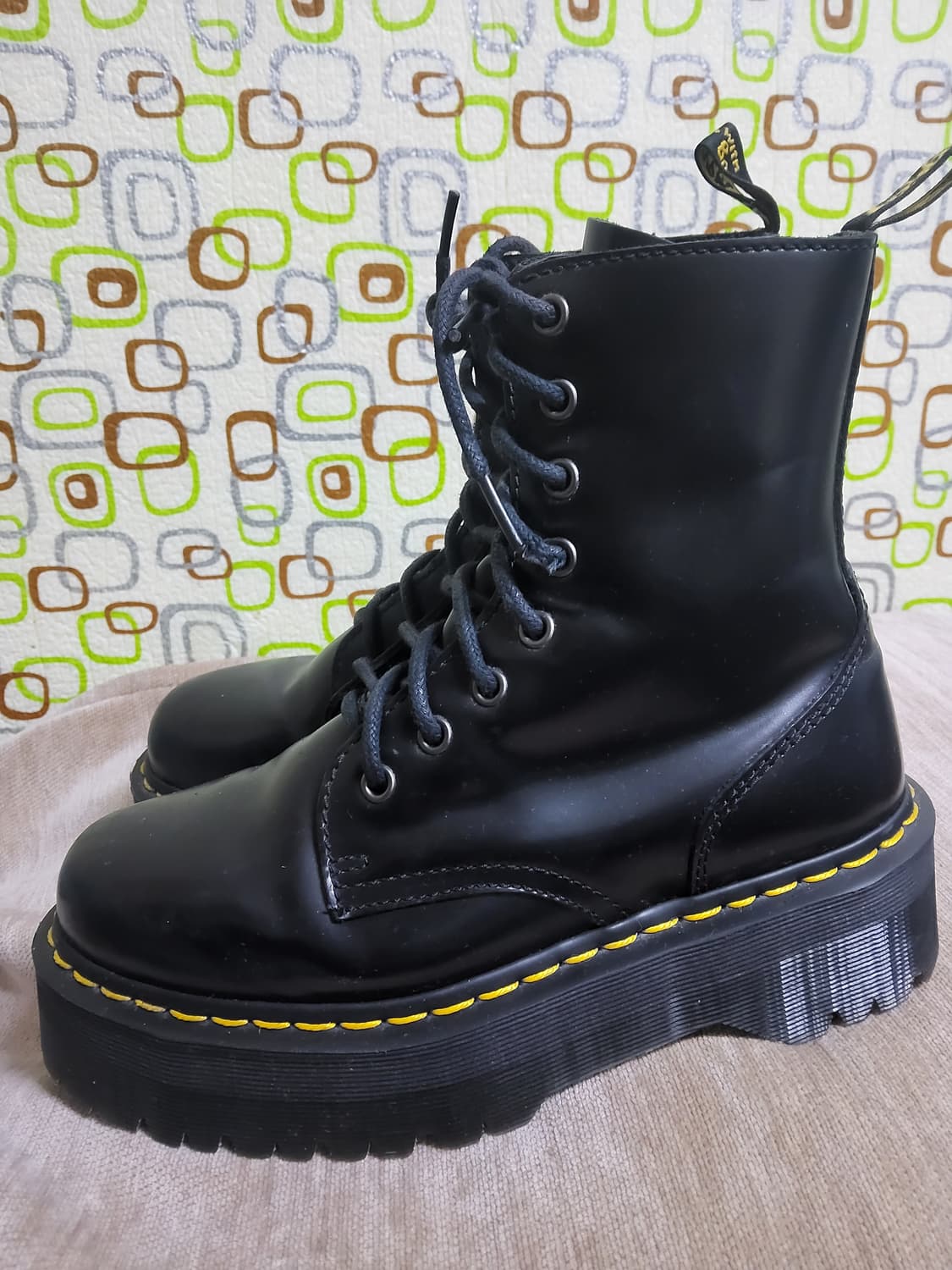 닥터마틴 8홀 제이든 부츠 240사이즈  상품이미지5
