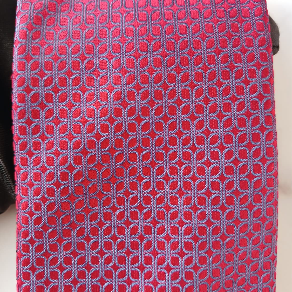 에스 티 듀퐁 실크 레드 기하 패턴 넥타이 8cm A+등급 A19089
 상품이미지6