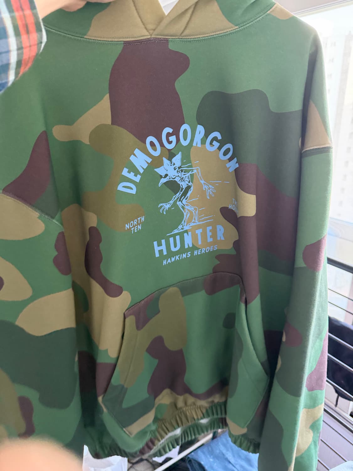 아이앱 기묘한이야기 xl 후드 상품이미지2