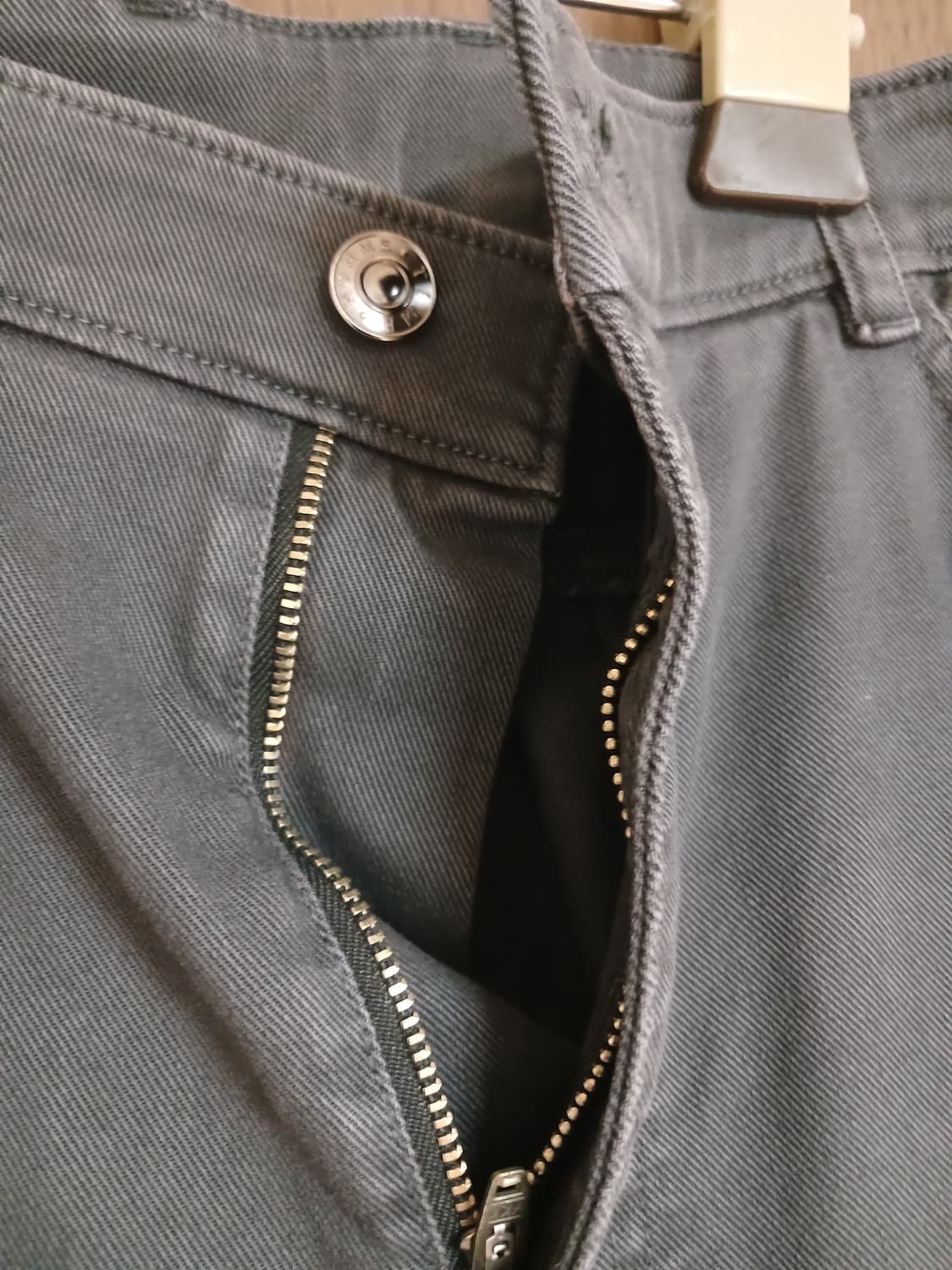 타임옴므 2024 가먼트워싱 레이온 면혼방 다크그레이 바지88 (35) 상품이미지2