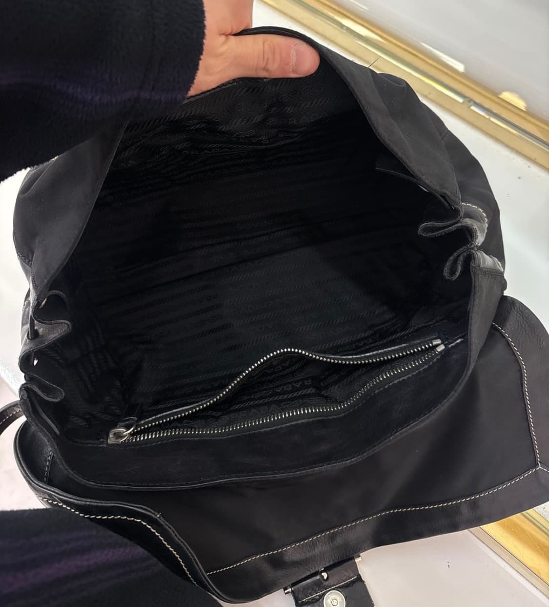 프라다 버클 스티치 테수토 포코노 레더 상품이미지5