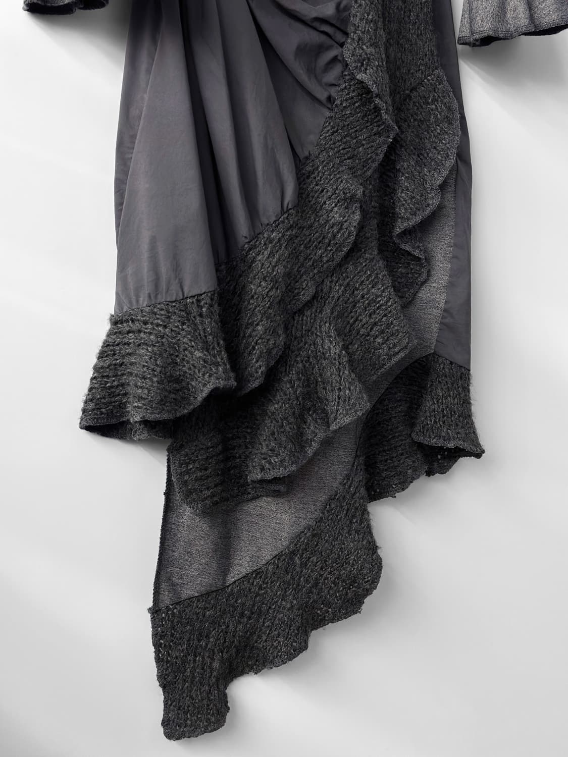 존 블루 파리 애시메트릭 러플 니트 믹스 드레스 상품이미지7