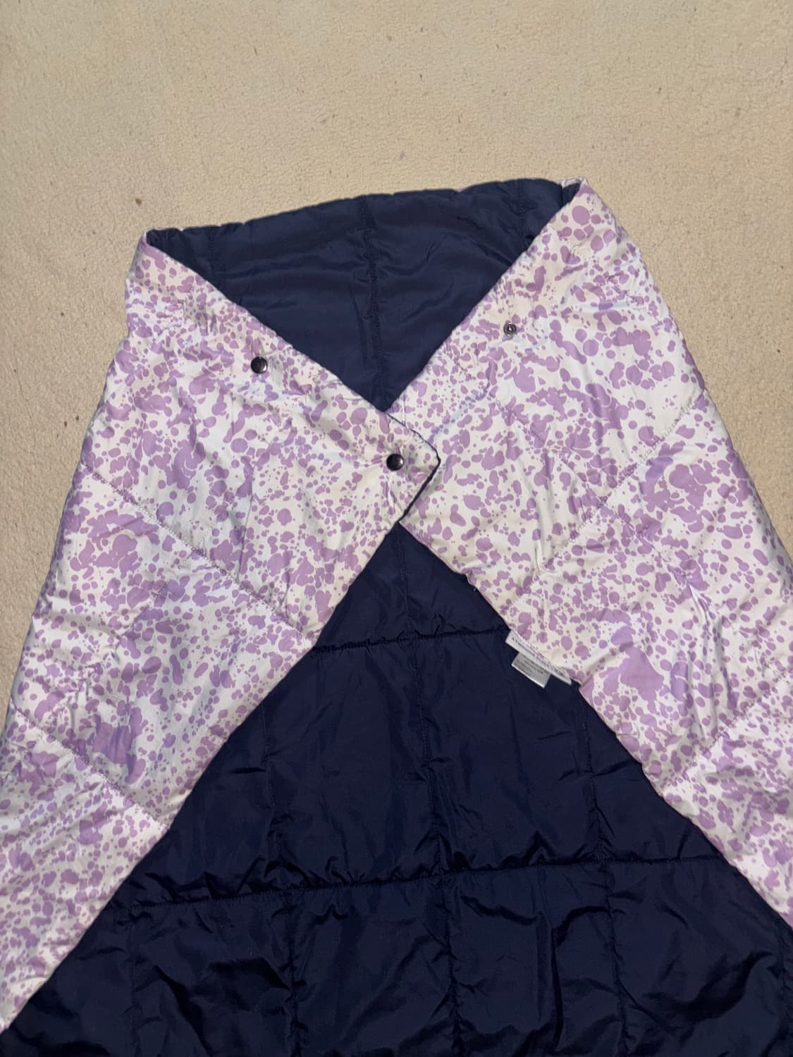 투썸x크로우캐년 패딩 담요 상품이미지1