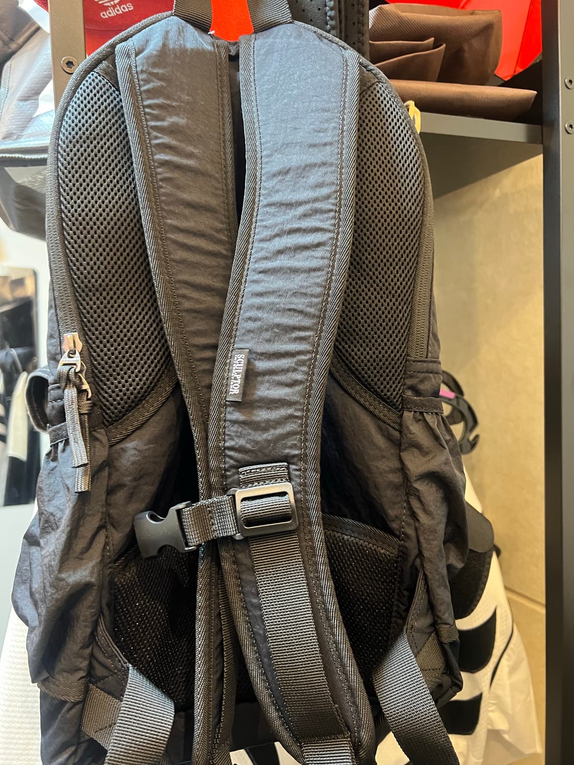 스컬프터 긱 슬라우치 백팩 상품이미지4