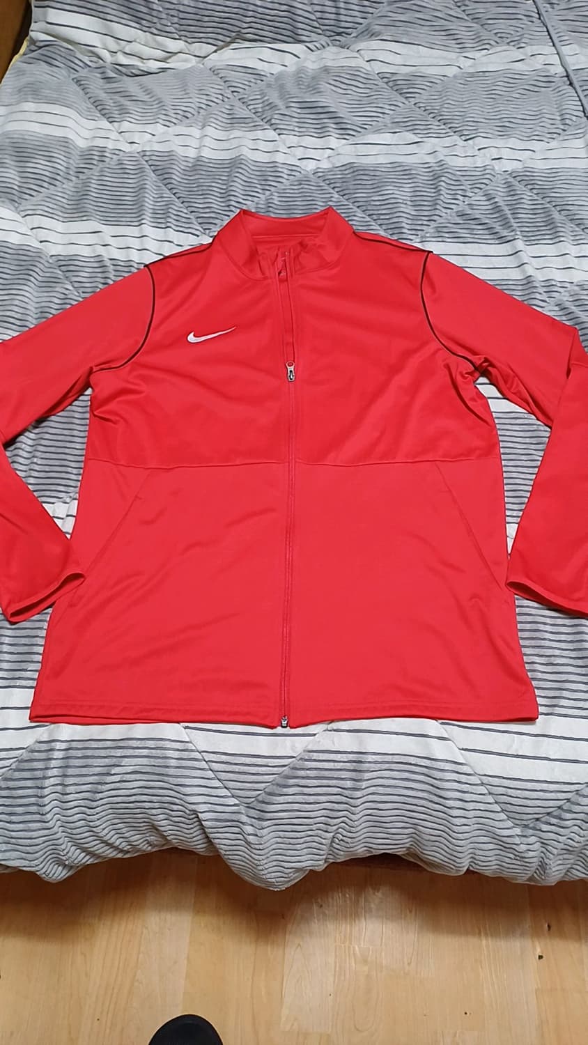 나이키 드라이핏 얇은저지 110 가슴61 기장78 상품이미지1