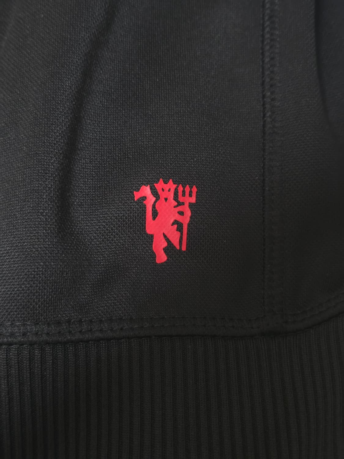 아디다스 맨유 검빨 져지 상품이미지7