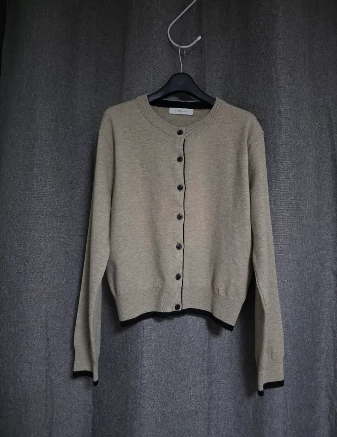 미착용)LiNE 배색 가디건 상품이미지3