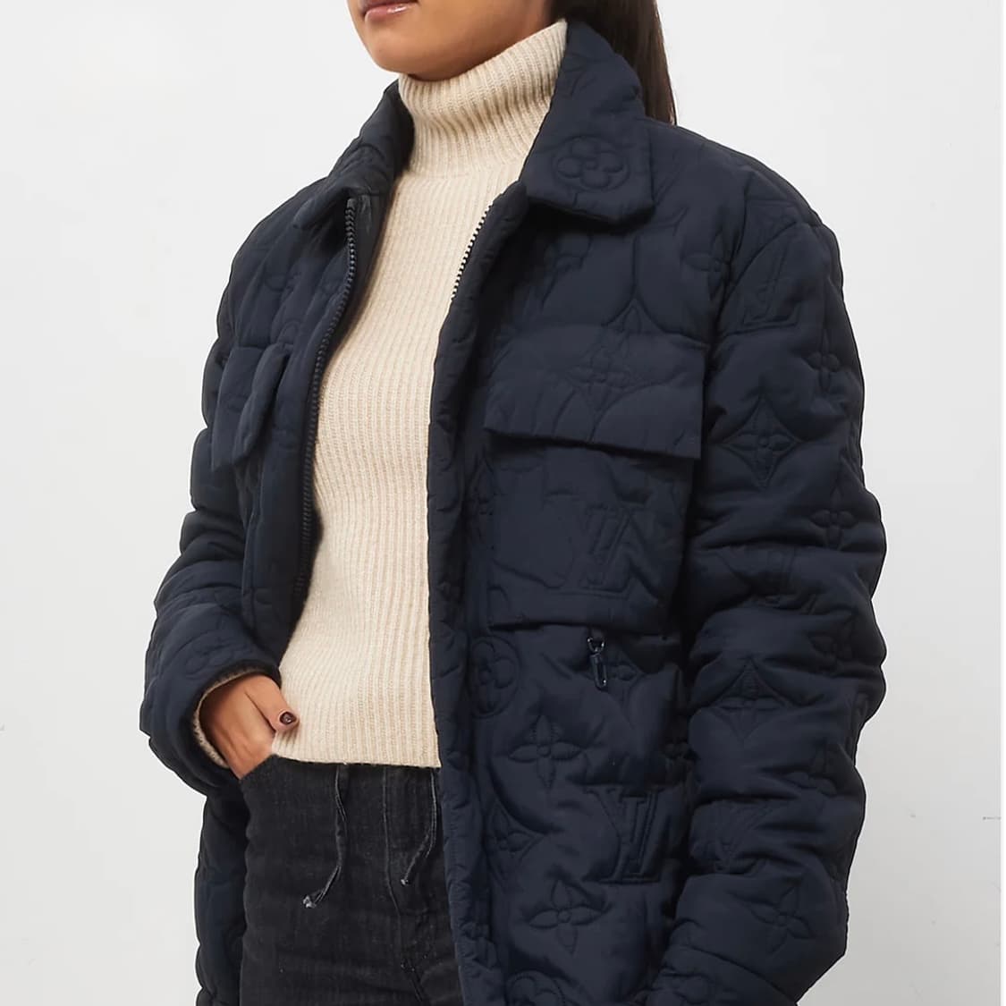 [S+급/50] 루이비통 모노그램 플라워 블루종 패딩 자켓 상품이미지8