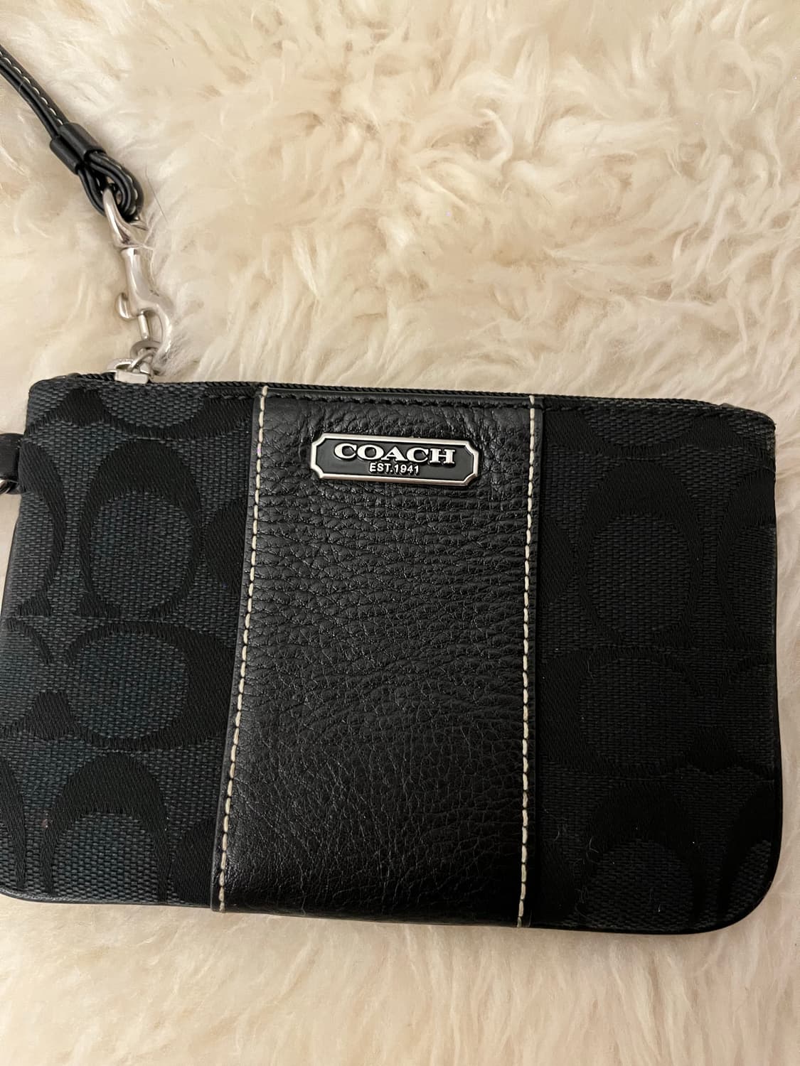Coach Mini Black Wallet 상품이미지4