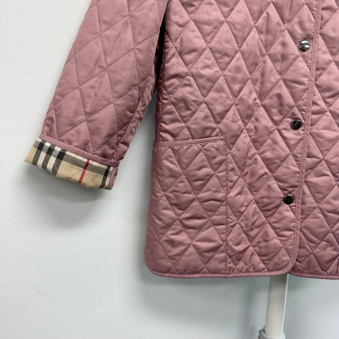 버버리 체크 디테일 퀼팅 자켓 상품이미지4