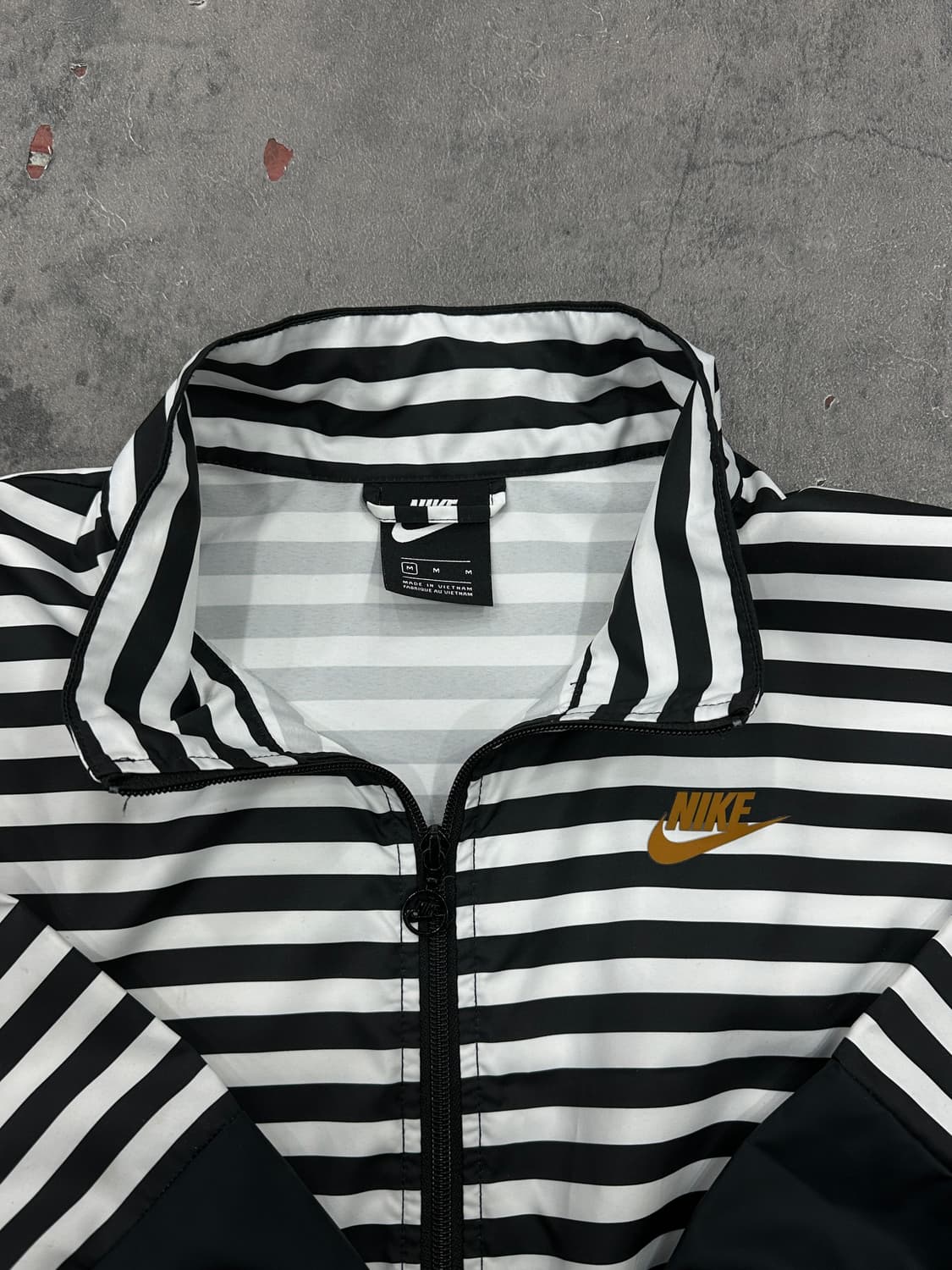 나이키 스트라이프 배색 바람막이 상품이미지3