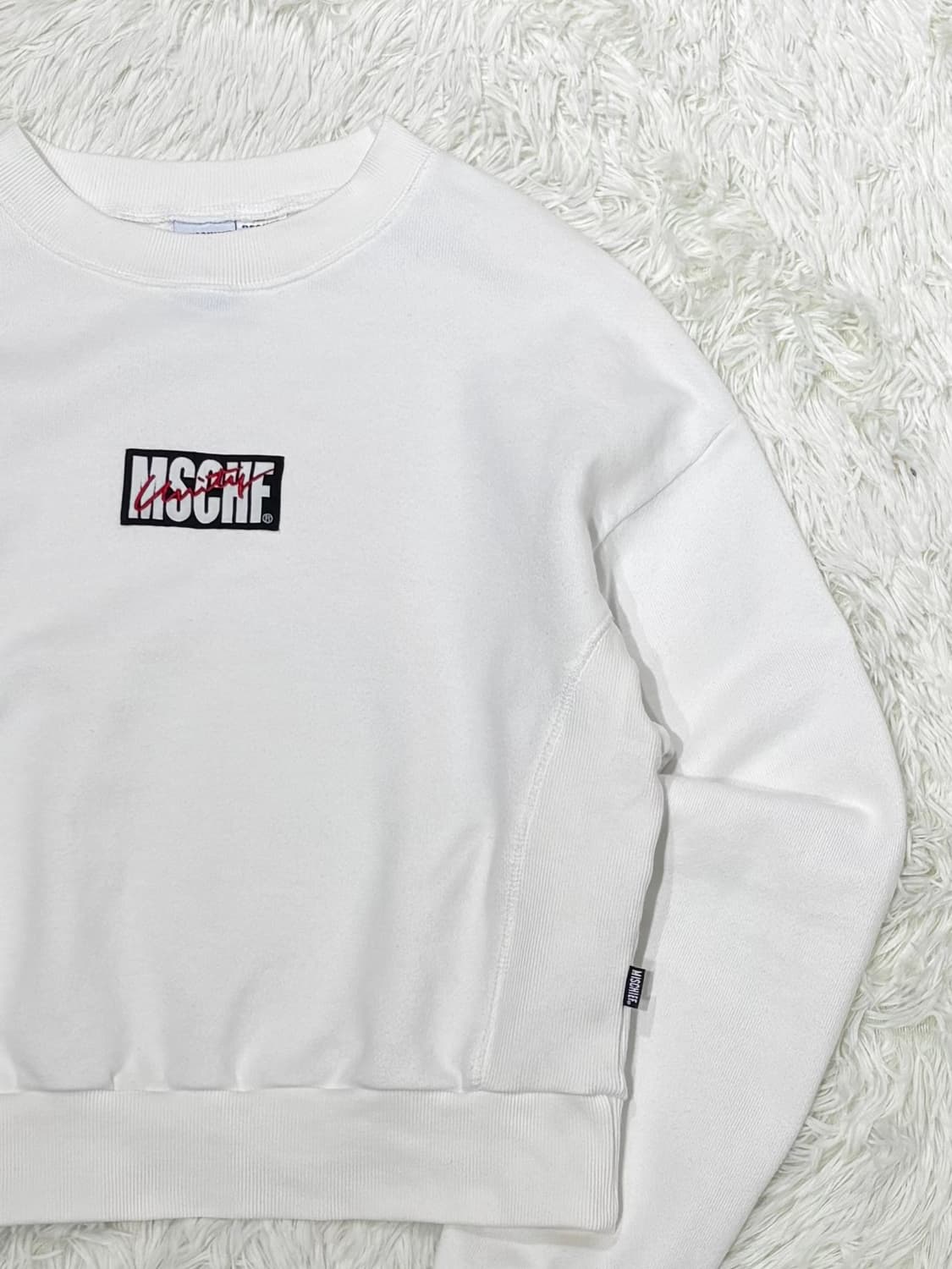 미스치프 비이커 화이트 맨투맨 상품이미지5