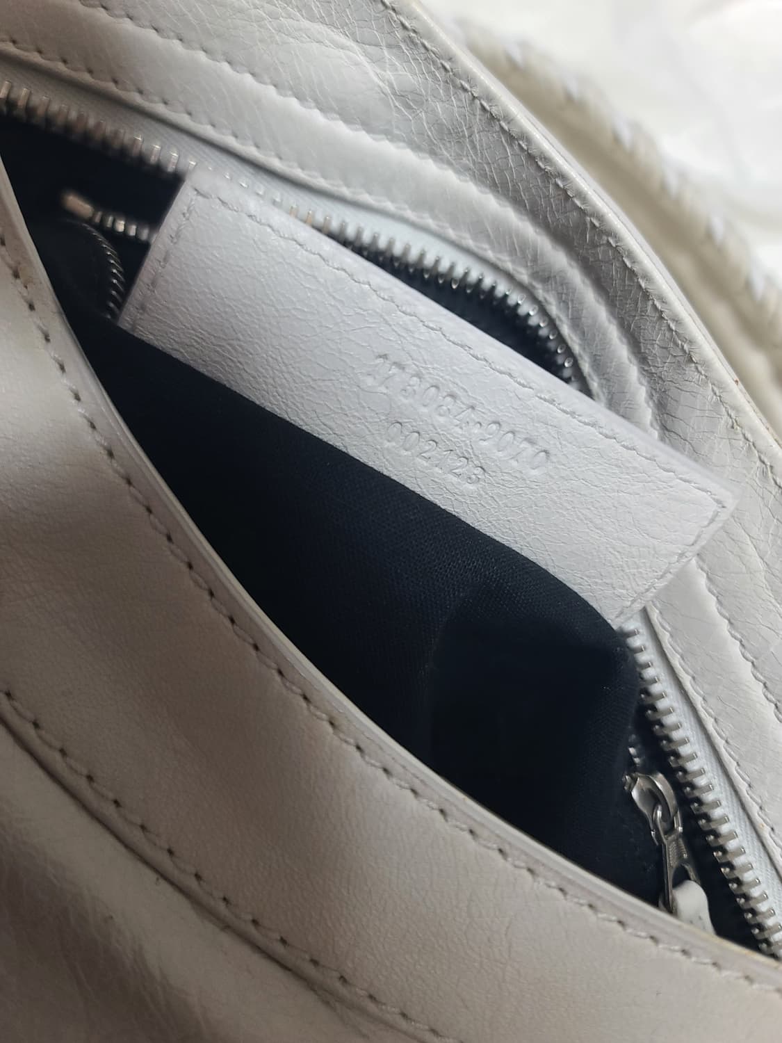 발렌시아가 모터백 시티백 미디움 숄더백 토트백 상품이미지7