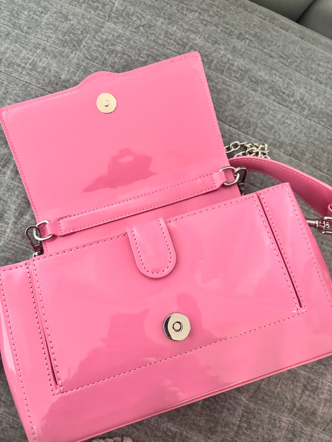 비비안웨스트우드 페이던트 헤이즐백 미디움 상품이미지2