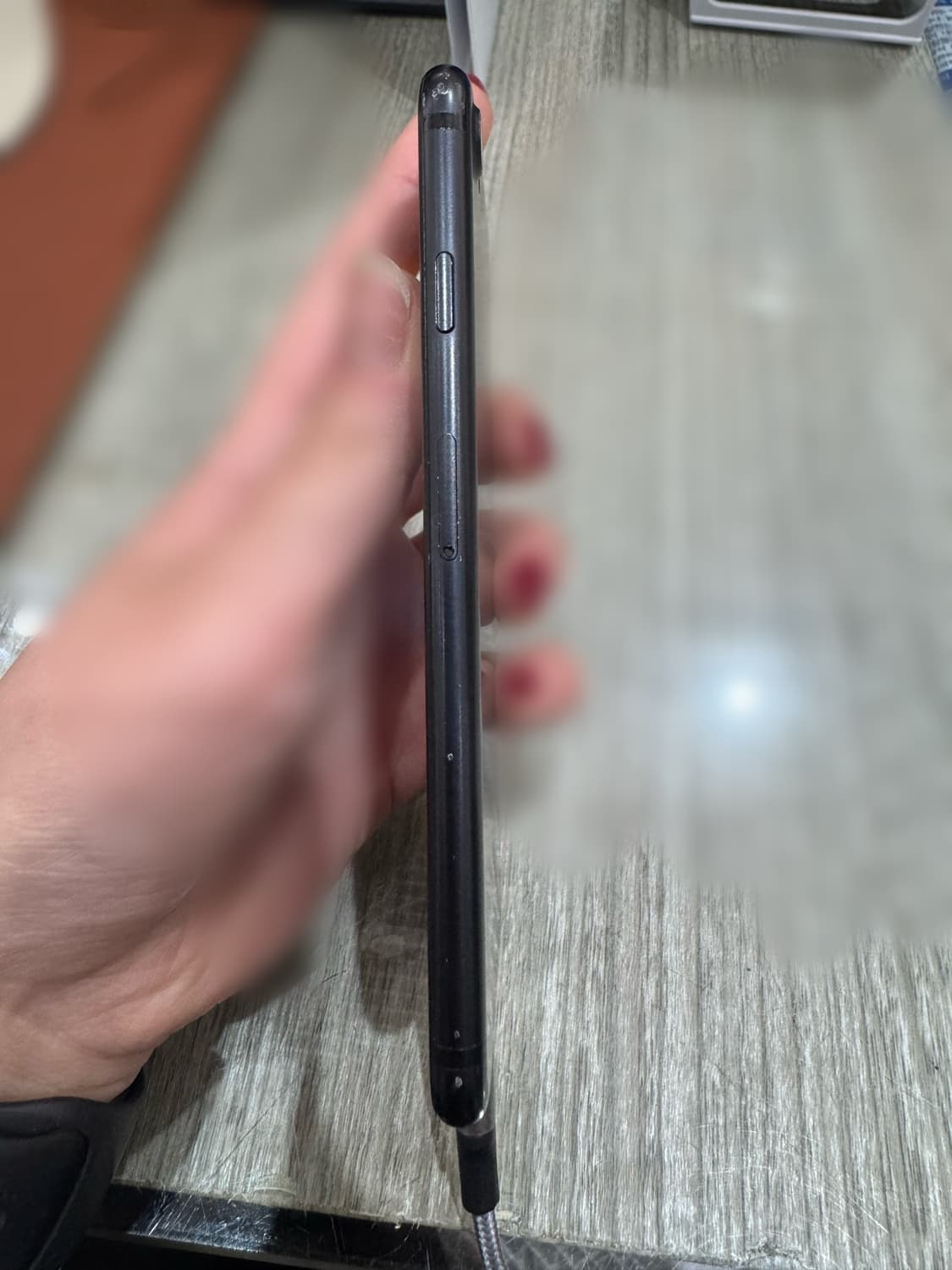 아이폰 7 블랙 128GB 상품이미지3