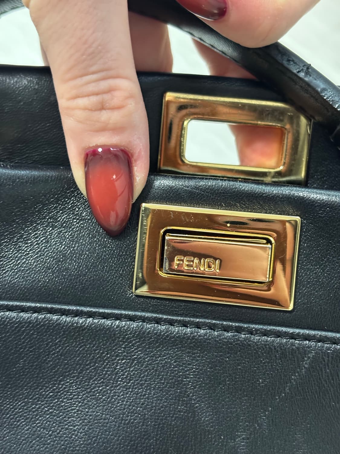 🖤 FENDI 펜디 피카부 미니 블랙 금장 토트백 🖤 상품이미지3