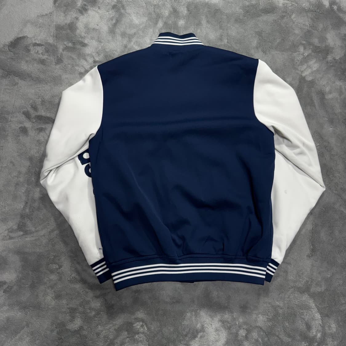 아디다스 바시티 자켓 상품이미지2