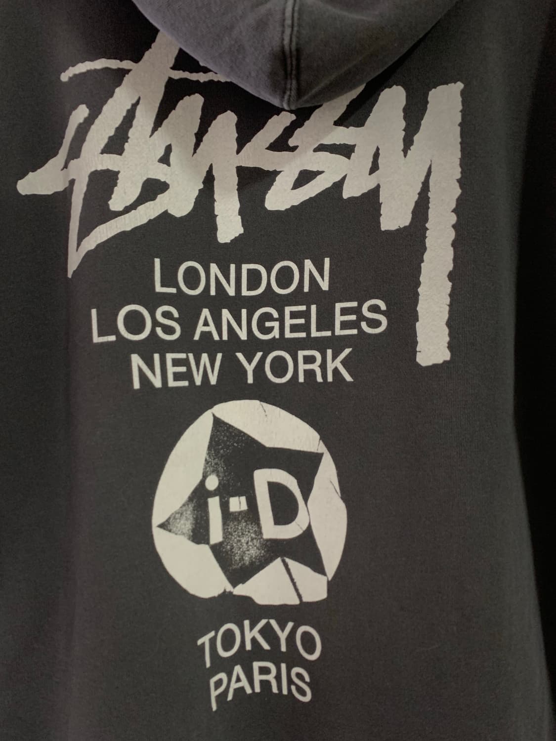 [XL] 스투시xiD 매거진 월드투어 피그먼트 후드 차콜 상품이미지4