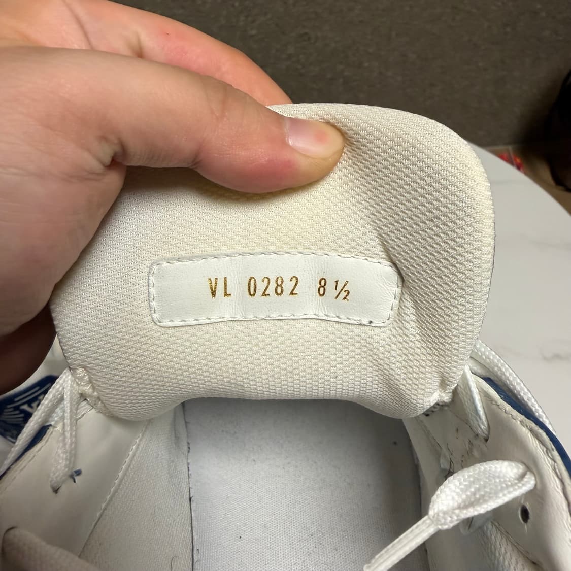 [8.5사이즈/풀구성]루이비통 LV 모노그램 스니커즈 상품이미지3