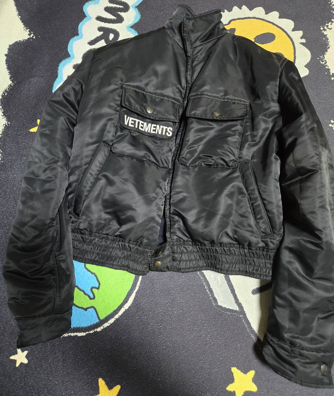 베트멍 112 리버시블 유틸리티 자켓 폴리스 크롭 봄버 블랙 상품이미지4