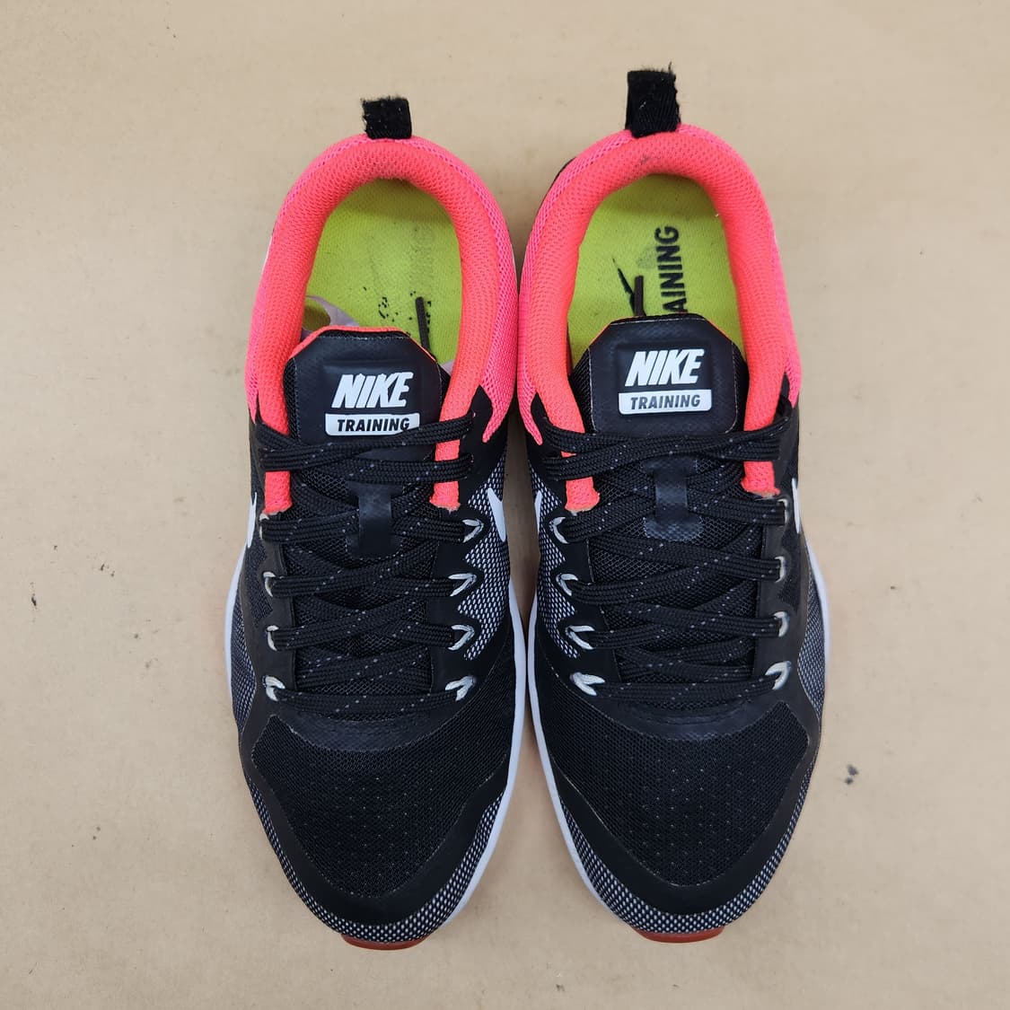 나이키 에어 줌 여성운동화235 상품이미지2