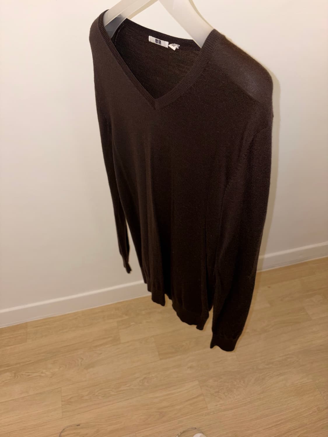 유니클로 브이넥니트 울100 M (cos,arket,lfm) 상품이미지6