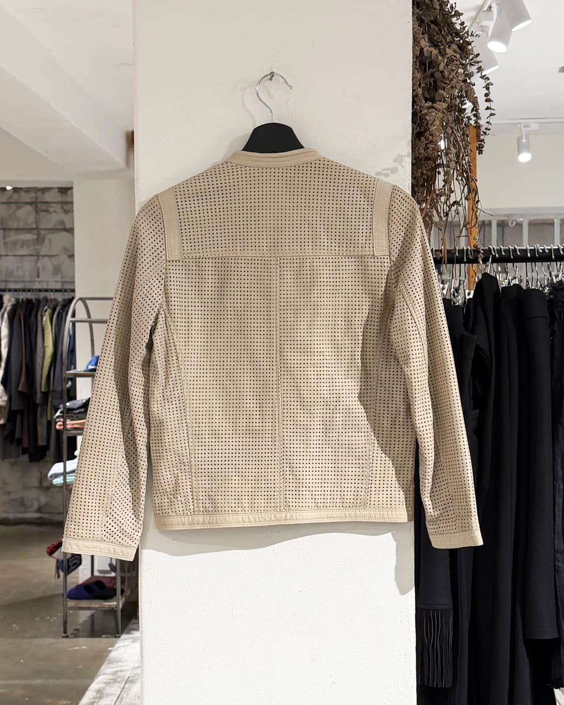 이자벨마랑 에토일 베이지 펀칭 레더자켓 상품이미지6