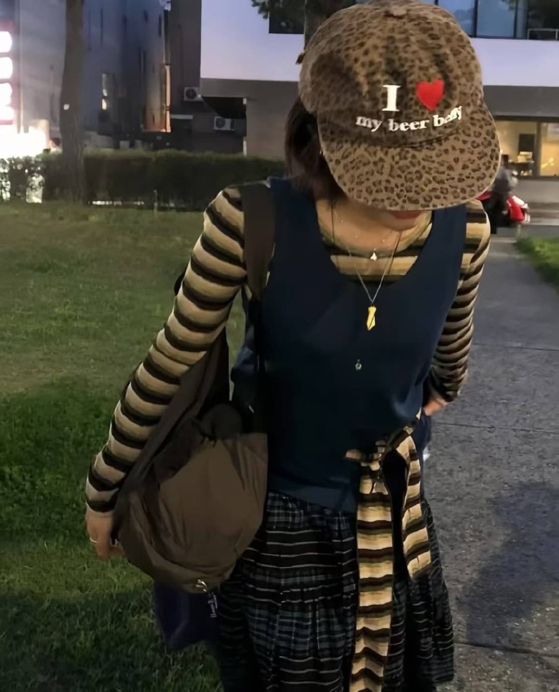 레오파드 레터링 자수 일차챙 볼캡 상품이미지7