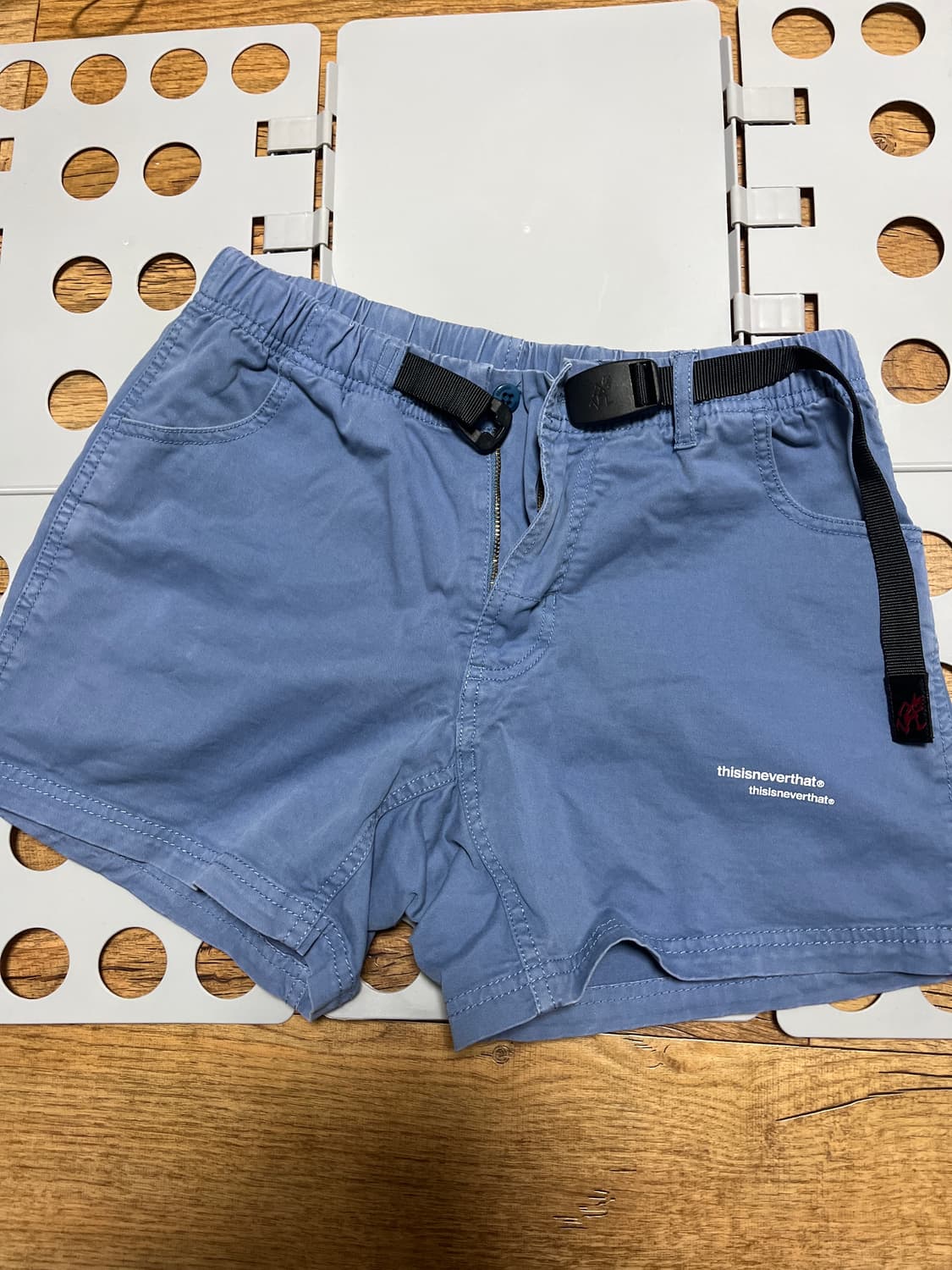 디스이즈네버댓 x 그라미치 콜라보 쇼츠 여성용 m 상품이미지1