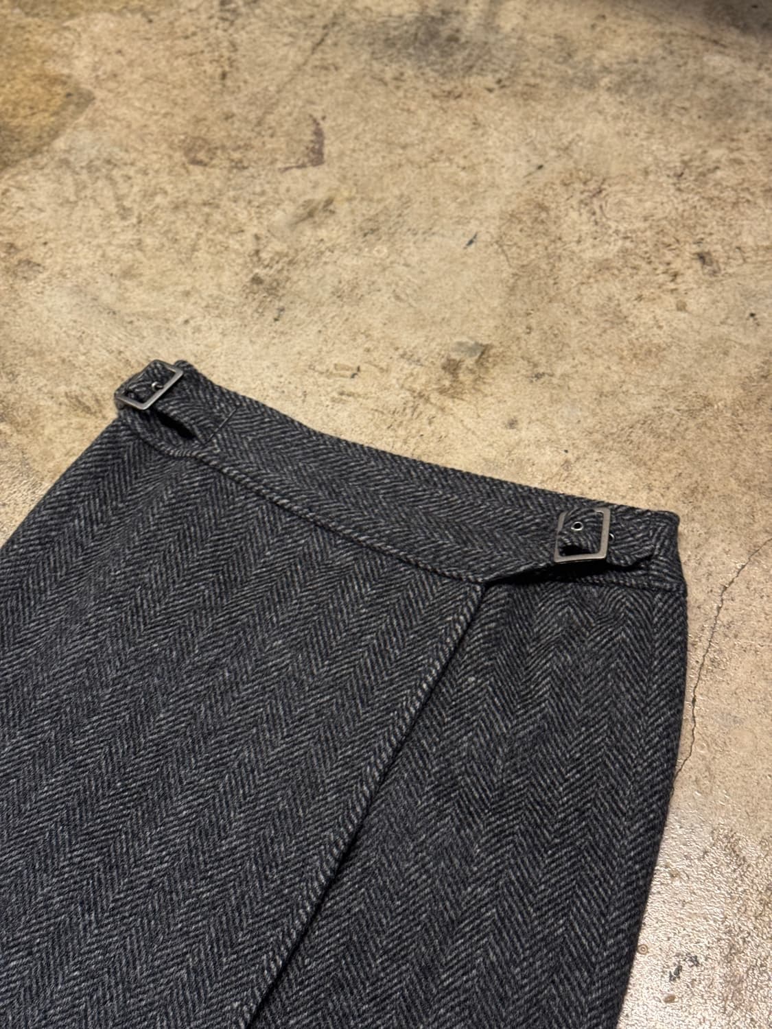 26-28inch ) MICHAEL KORS Wool Midi Skirt 상품이미지3