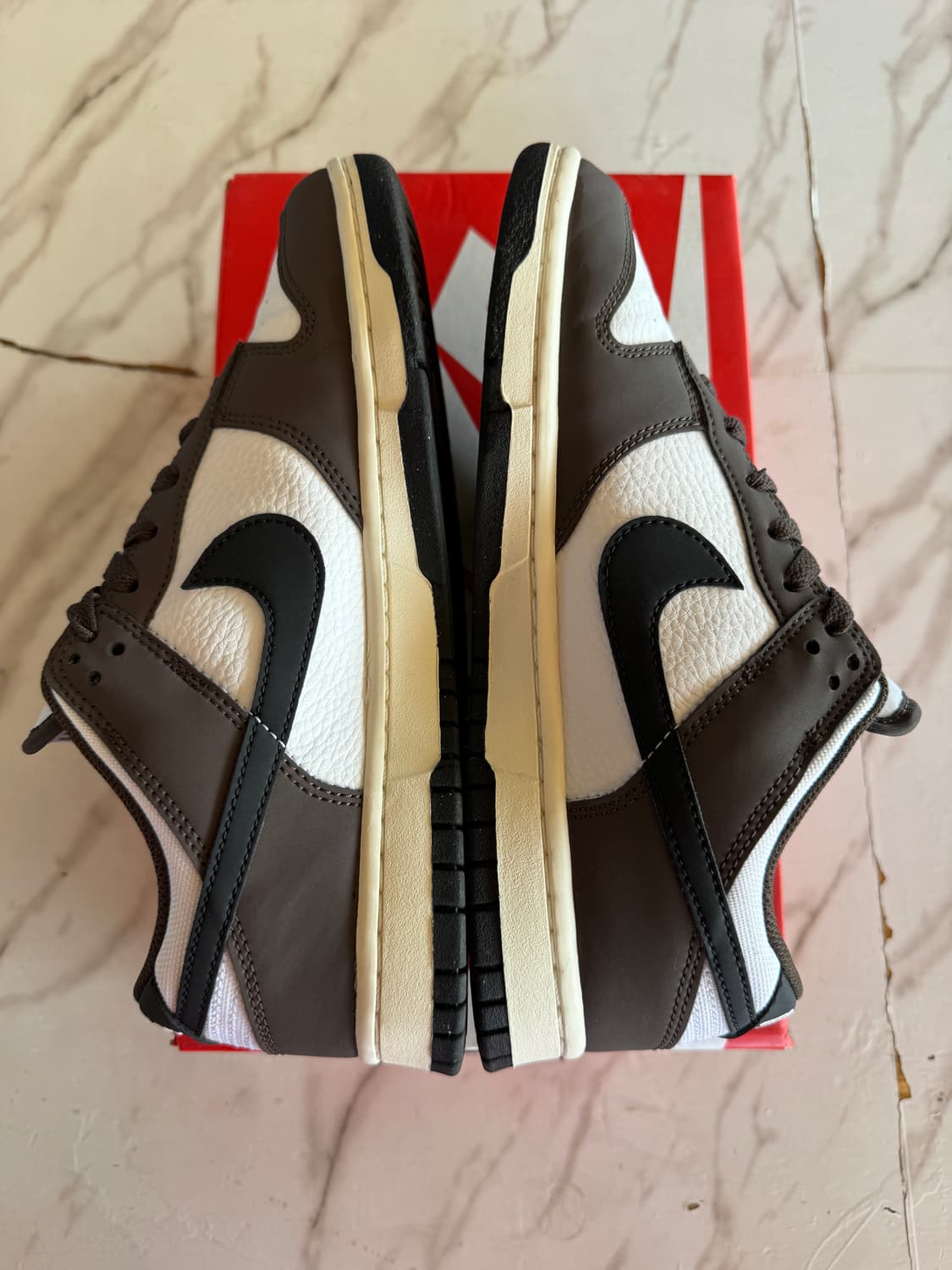 나이키 덩크 로우 레트로 네이쳐 바로크 브라운 화이트 265 팝니다 상품이미지3