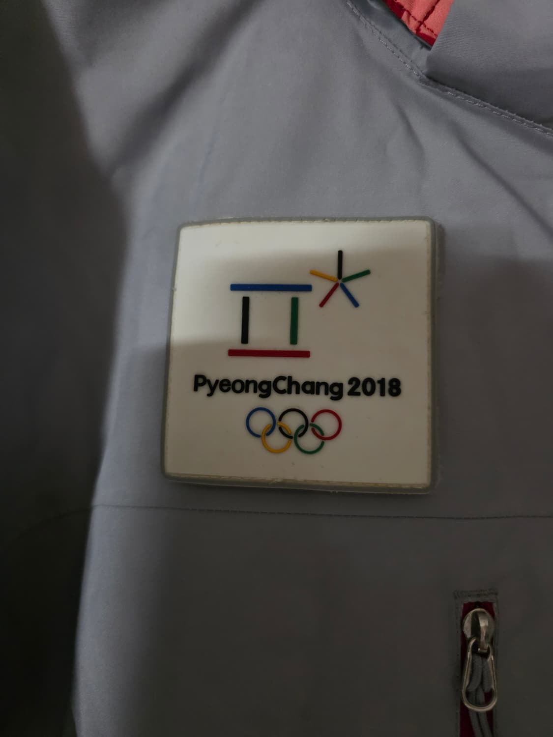 노스페이스 2018평창 동계올림픽 
한정판 스키점퍼.  싸이즈95~100 상품이미지4