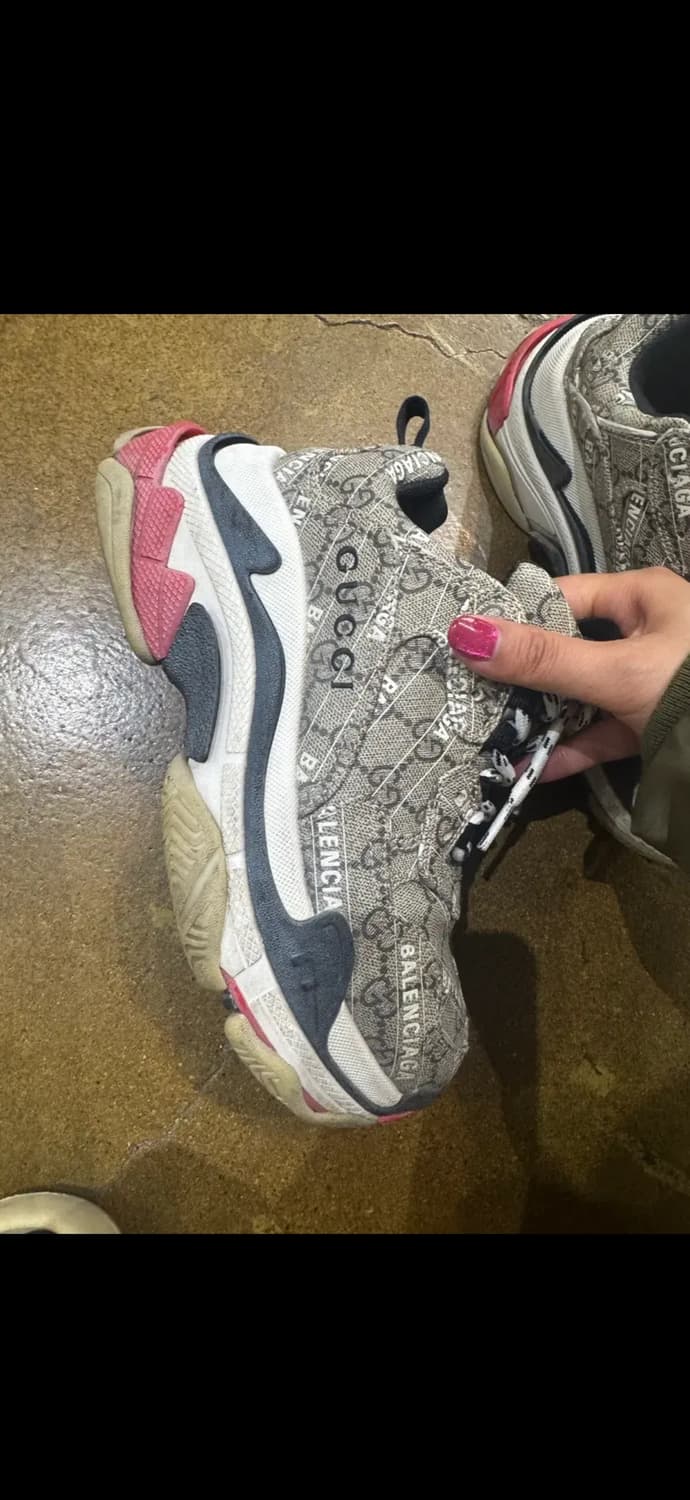 발렌시아가 구찌 트랙 스니커즈 로고 패턴 상품이미지5