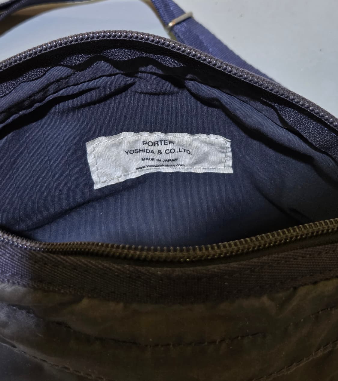Yoshida porter 포터 딥네이비 미니크로스백 상품이미지5
