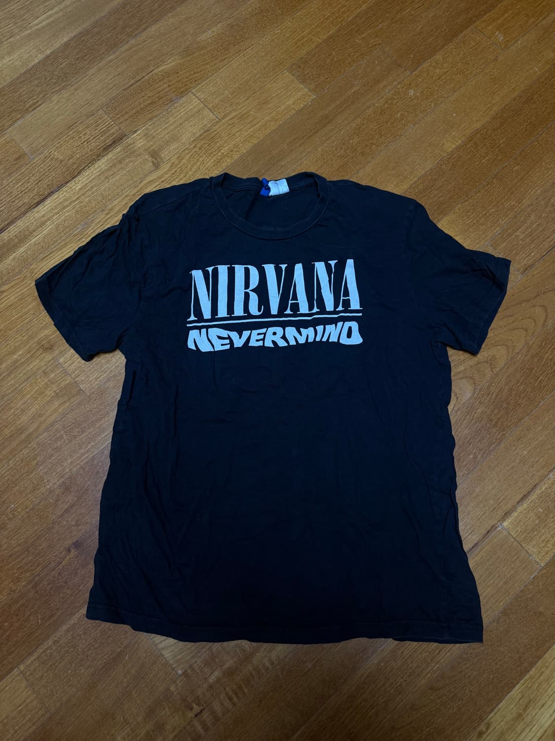 H&M 너바나 Nevermind 밴드티 상품이미지1