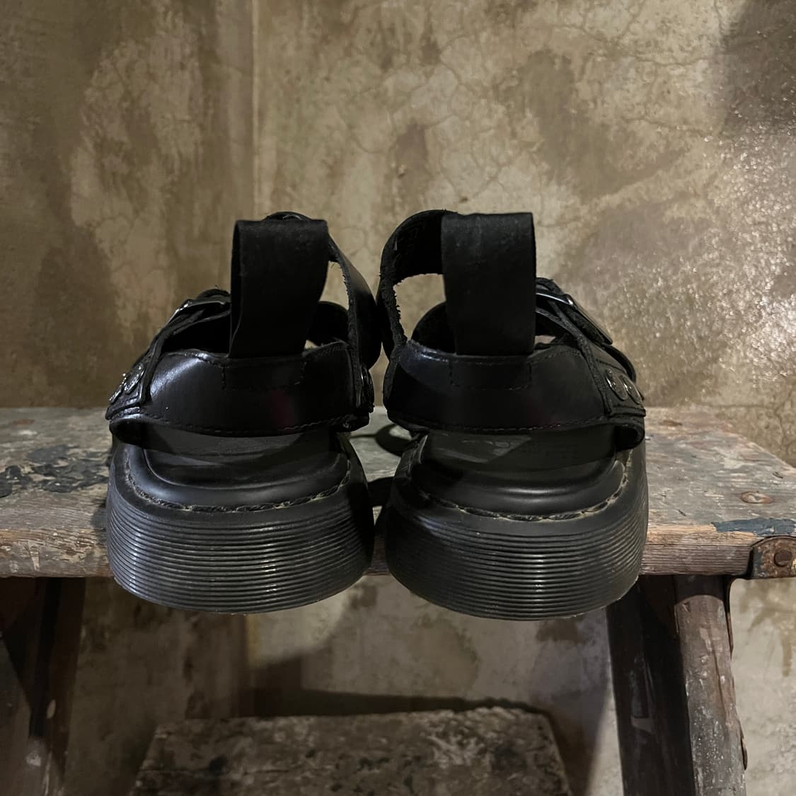 닥터마틴 그리폰 샌들 상품이미지6