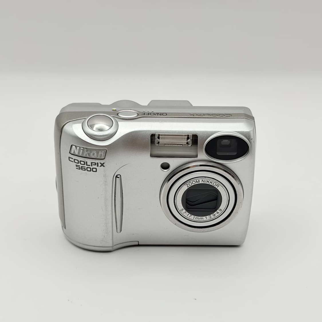 니콘 쿨픽스 5600 실버 디카 디지털 카메라 상품이미지3