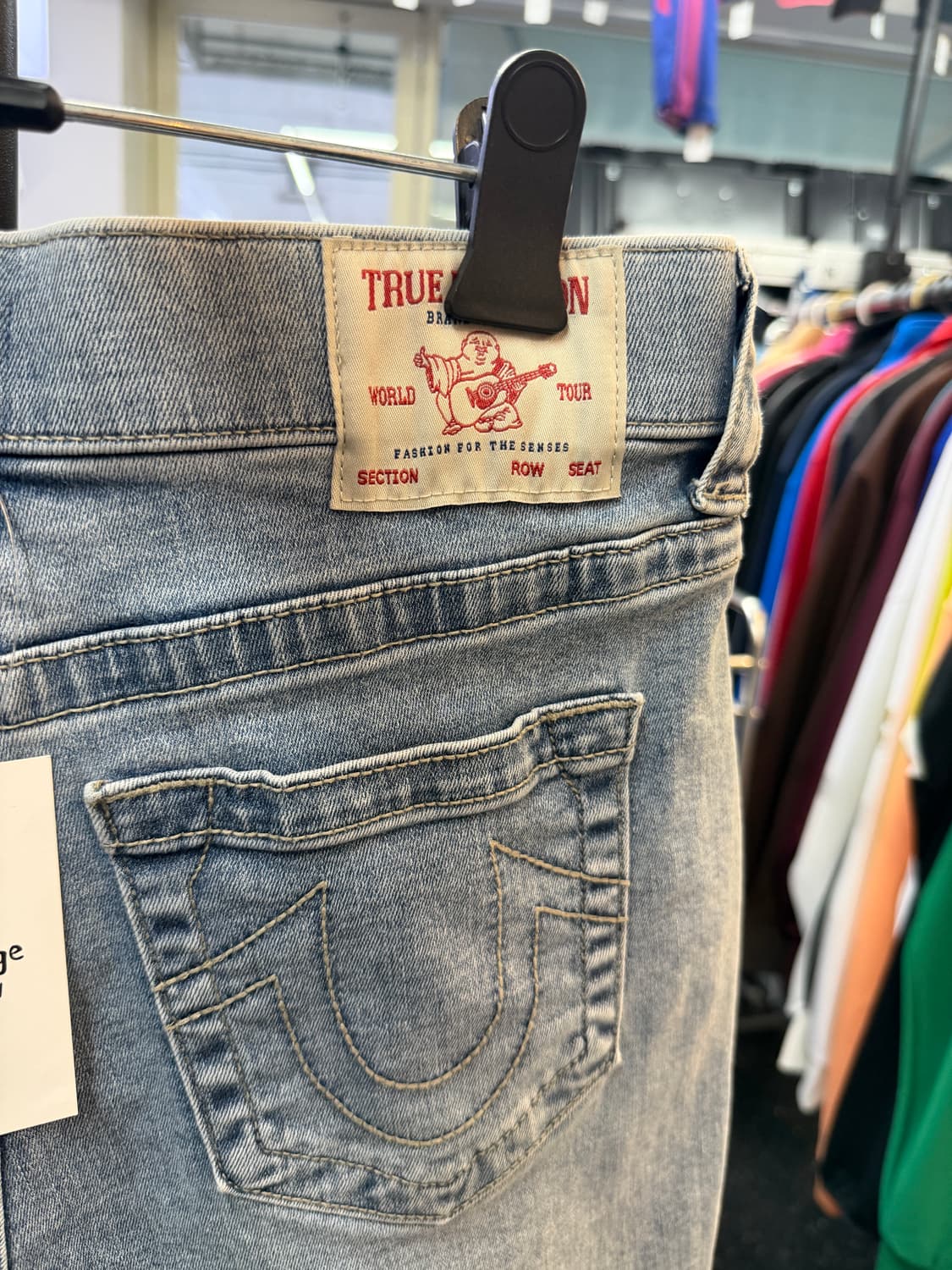 TrueReligion 데님 반바지 상품이미지1